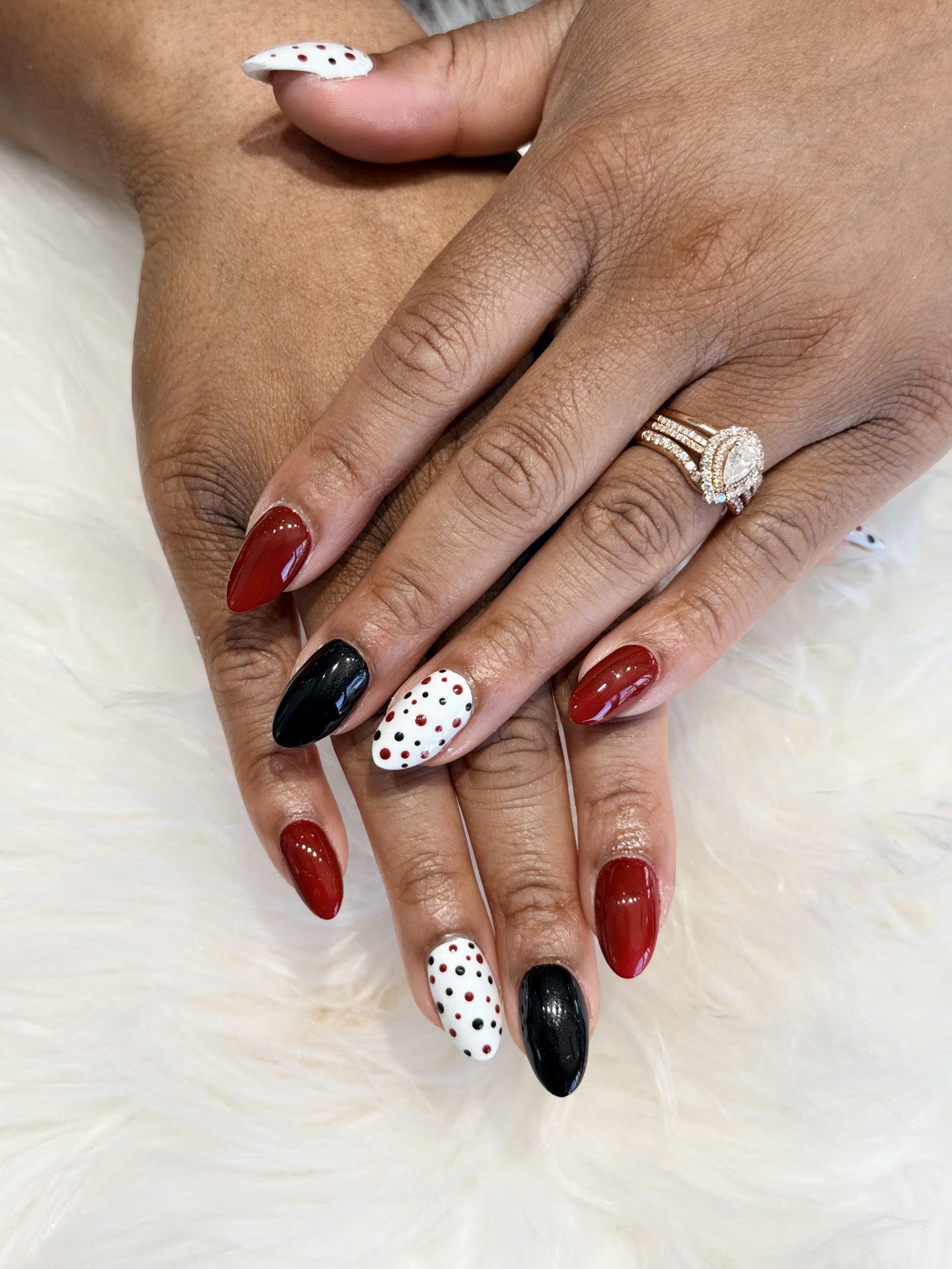 Sparkle Nail Spa logo